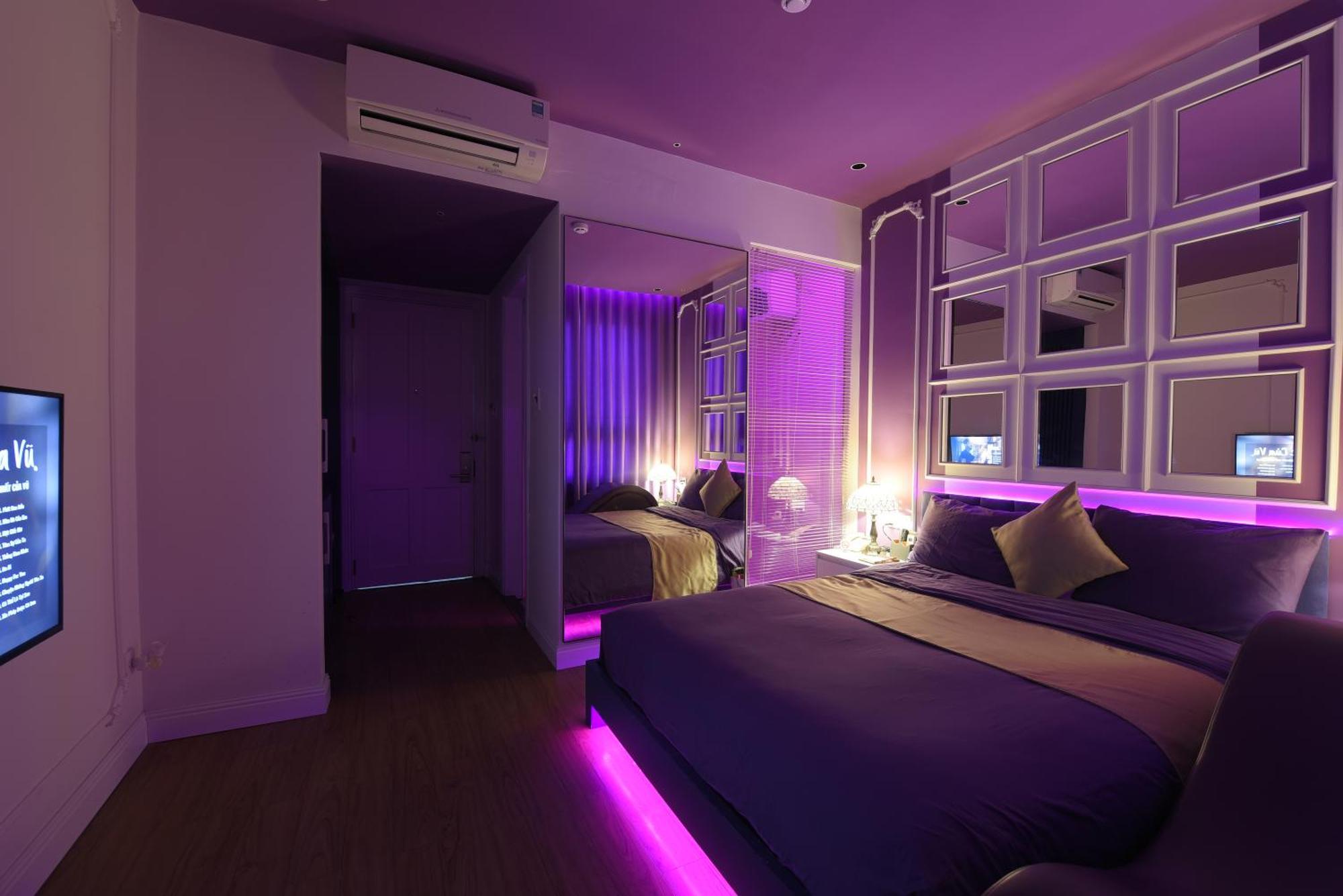 Chiic House 3 - Khach San Tinh Yeu *